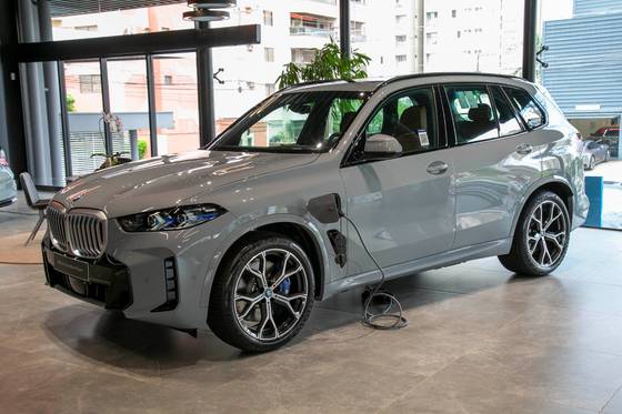BMW X5 3.0 I6 TURBO HÍBRIDO XDRIVE50E M SPORT AUTOMÁTICO BMW X5 3.0 I6 TURBO HÍBRIDO XDRIVE50E M SPORT AUTOMÁTICO